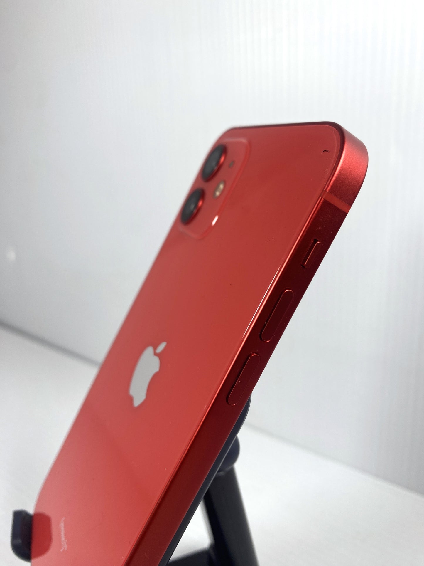 iPhone 12 Red