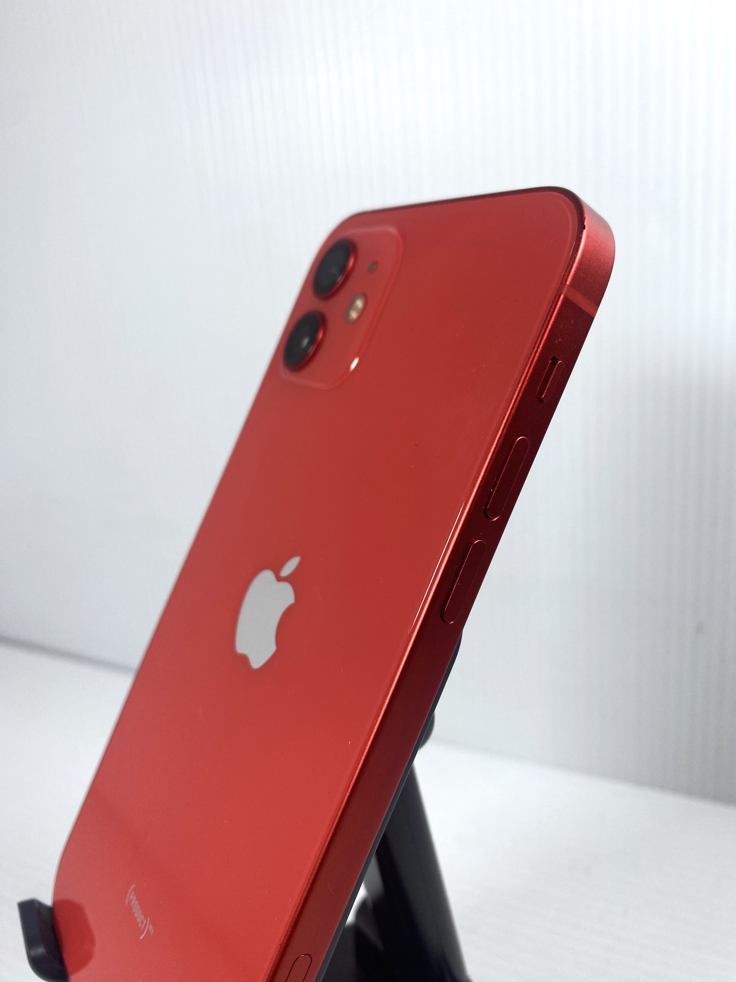 iPhone 12 Red