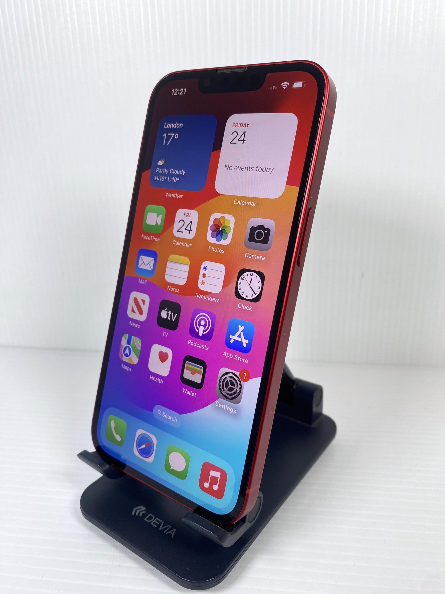 iPhone 13